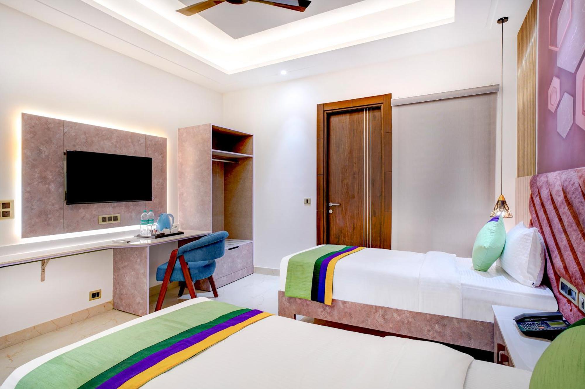 Treebo Corporate Inn Noida Eksteriør billede