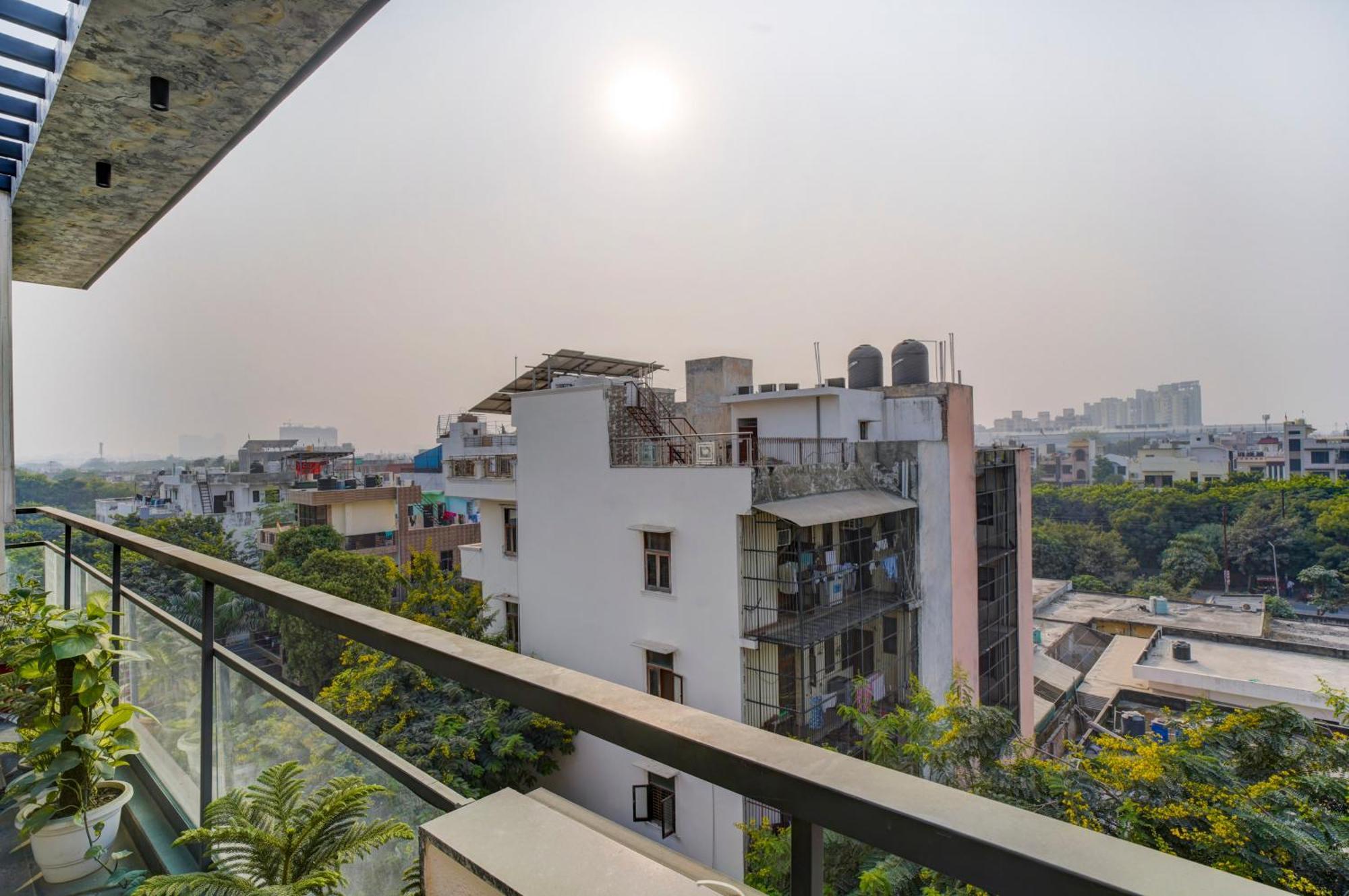 Treebo Corporate Inn Noida Eksteriør billede